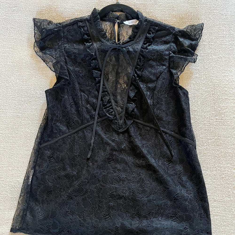 BCBG blank lace tank. Size xs
